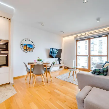 Grudziadzka 6a By Homeprime Apartman Gdańsk